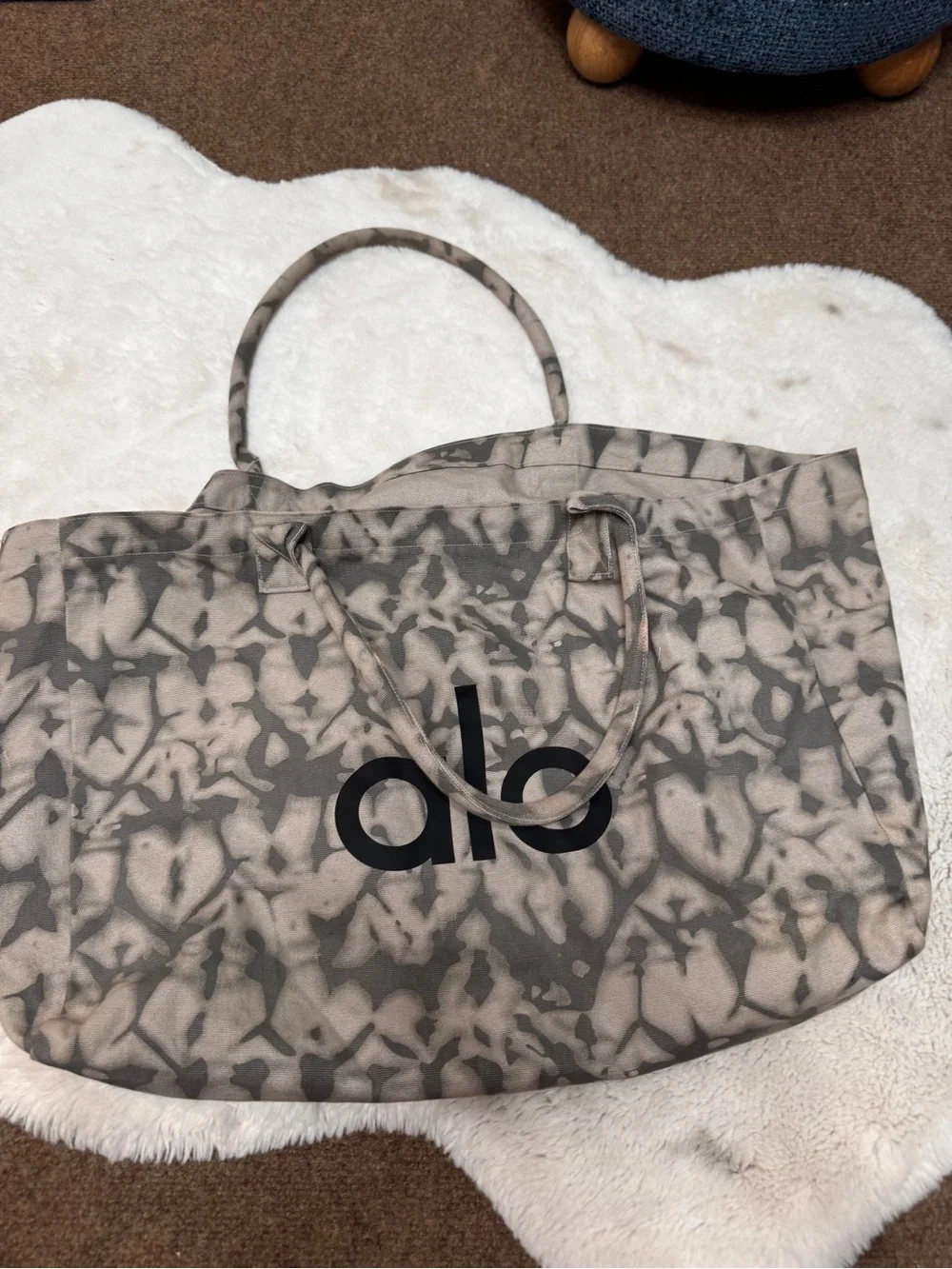 ALO Yoga spacious tote